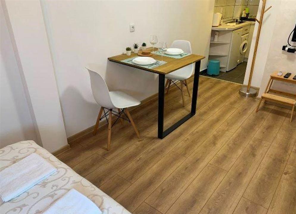 Cozy & Fully Equipped Studio In The Heart Of Downtown And Next To Kalemegdan Βελιγράδι Εξωτερικό φωτογραφία